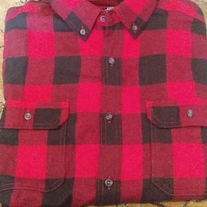 Size Large mens flannel shirt